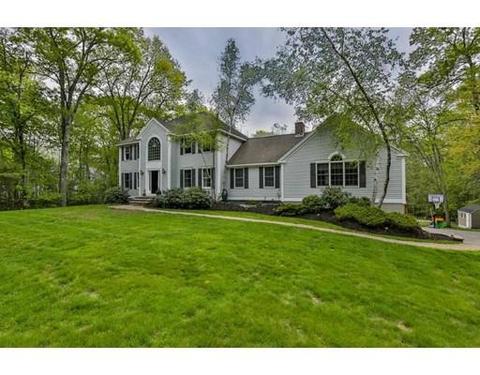 17 Hawthorne Rd, Windham, NH 03087 photo 1
