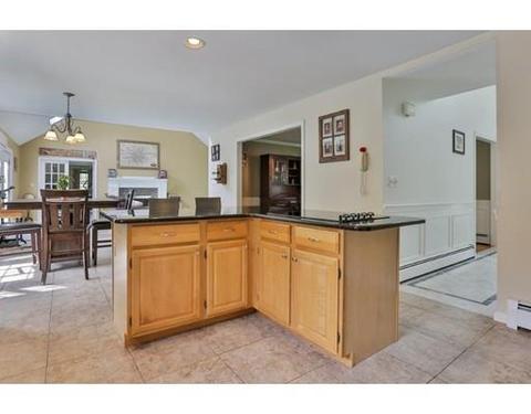 17 Hawthorne Rd, Windham, NH 03087 photo 6