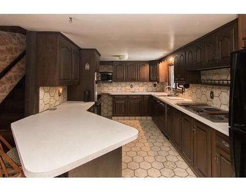 99 Walnut St, Walpole, MA 02081 photo 2