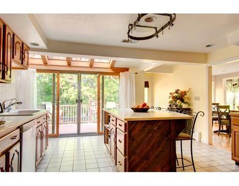58 Blue Bell Rd, Worcester, MA 01606 photo 5