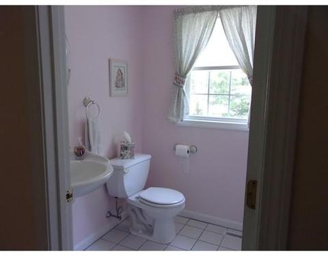 4 Warner Rd, Townsend, MA 01469 photo 7