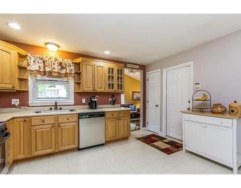 6 Short Ave, Hooksett, NH 03106 photo 5