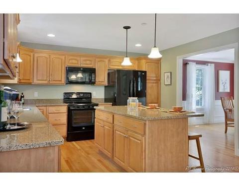 5 Stark Rd, Derry, NH 03038 photo 4