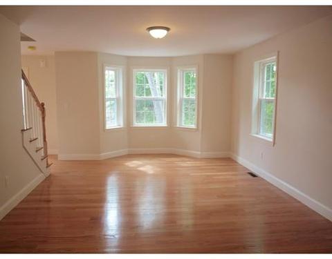 60 Vine St, Saugus, MA 01906 photo 10