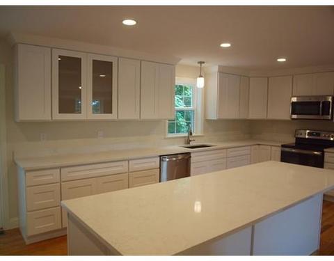 60 Vine St, Saugus, MA 01906 photo 6