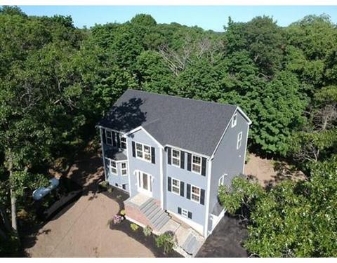 60 Vine St, Saugus, MA 01906 photo 2