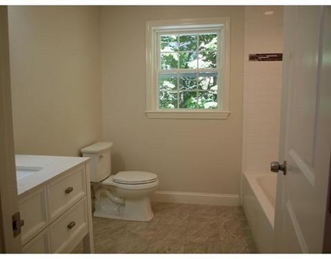60 Vine St, Saugus, MA 01906 photo 24