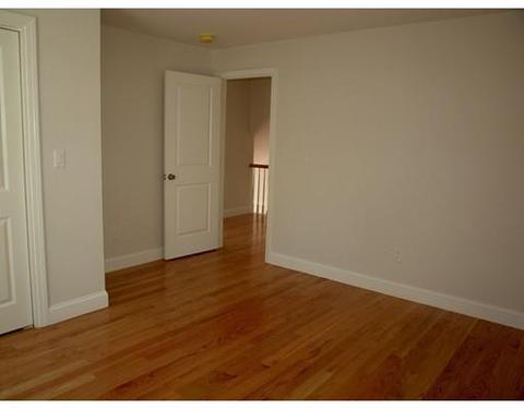 60 Vine St, Saugus, MA 01906 photo 23