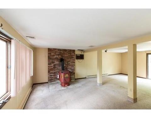 9 Robert Rd, Salisbury, MA 01952 photo 4