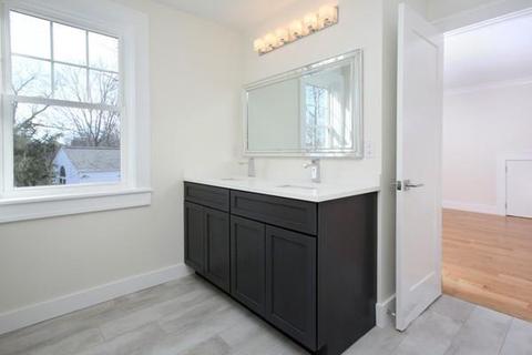 239 High Rock St, Needham, MA 02492 photo 8
