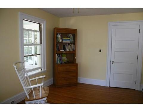 104 Shefford St, Springfield, MA 01107 photo 16