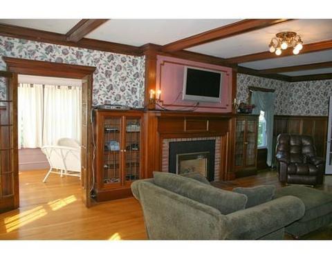 104 Shefford St, Springfield, MA 01107 photo 9