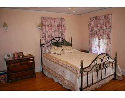 104 Shefford St, Springfield, MA 01107 photo 12