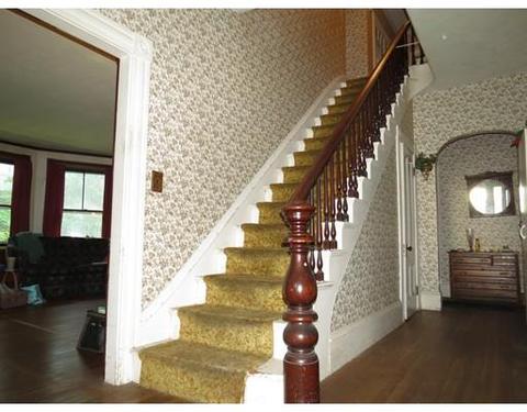 116 Walnut St, Clinton, MA 01510 photo 10