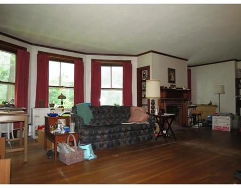 116 Walnut St, Clinton, MA 01510 photo 8