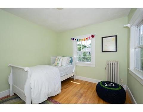353 Salisbury St, Worcester, MA 01609 photo 22