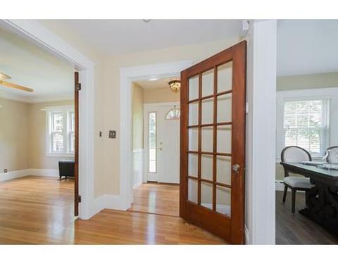 353 Salisbury St, Worcester, MA 01609 photo 3
