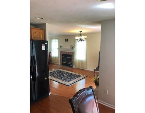 41 Nutmeg Dr, Worcester, MA 01603 photo 4