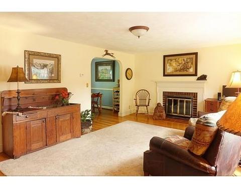 9 Miller Rd, Beverly, MA 01915 photo 3