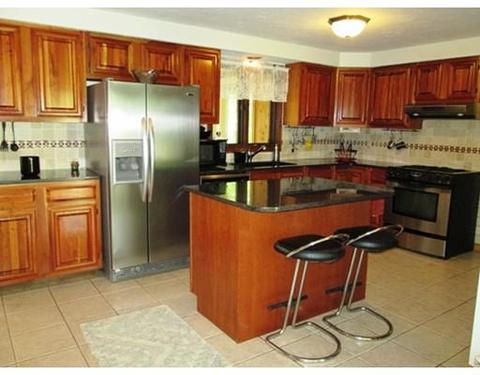 293 Mower St, Worcester, MA 01602 photo 2