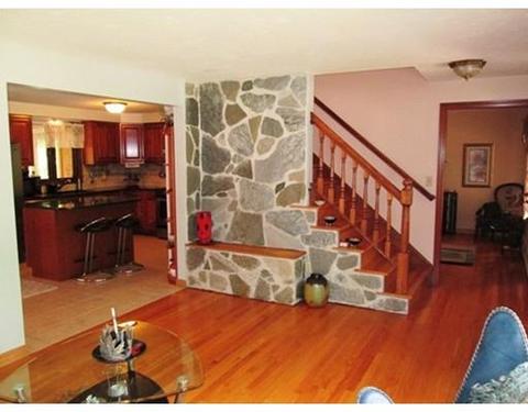 293 Mower St, Worcester, MA 01602 photo 4