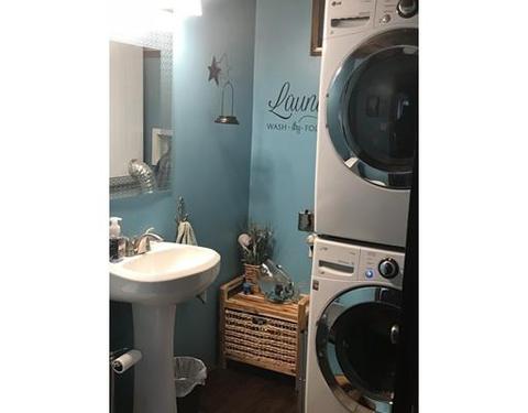 61 Stebbins St, Chicopee, MA 01013 photo 12