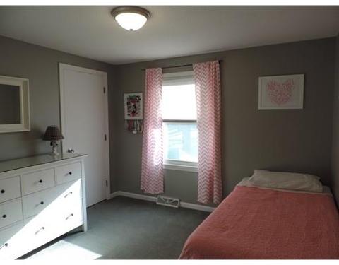 89 Bairdcrest Rd, Springfield, MA 01118 photo 5