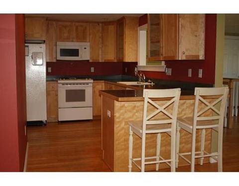521 Old Post Rd, Walpole, MA 02081 photo 8