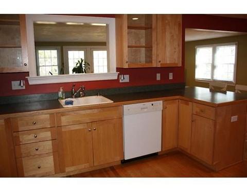 521 Old Post Rd, Walpole, MA 02081 photo 7