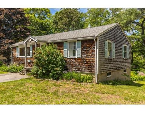 9 Thurston Point Rd, Gloucester, MA 01930 photo 5