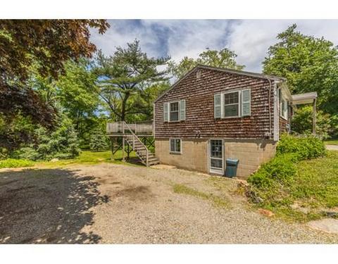 9 Thurston Point Rd, Gloucester, MA 01930 photo 4