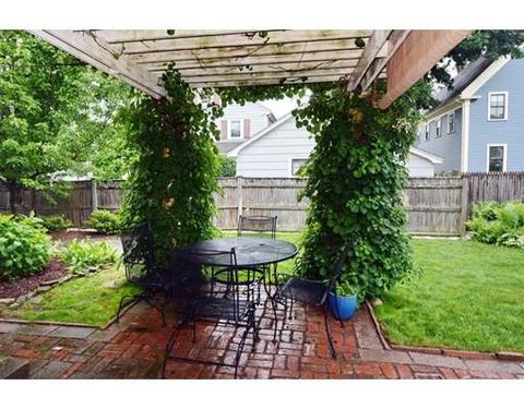 17 Chase St, Danvers, MA 01923 photo 4