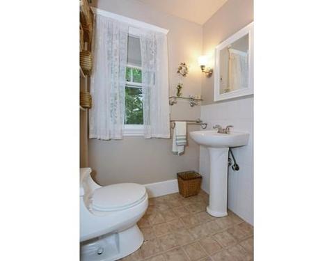 17 Chase St, Danvers, MA 01923 photo 17