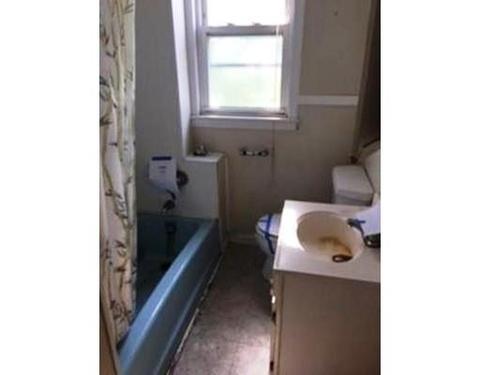 117 Albion St, Fall River, MA 02723 photo 6