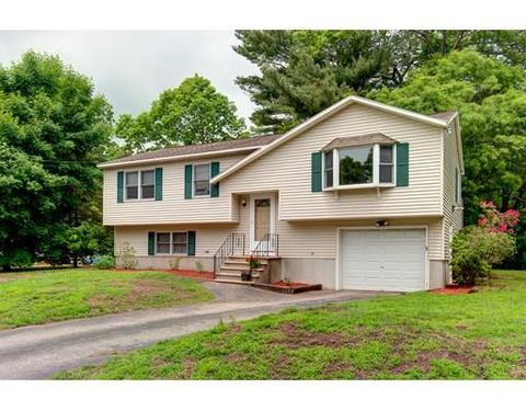 2 Elaine St, Webster, MA 01570 photo 1
