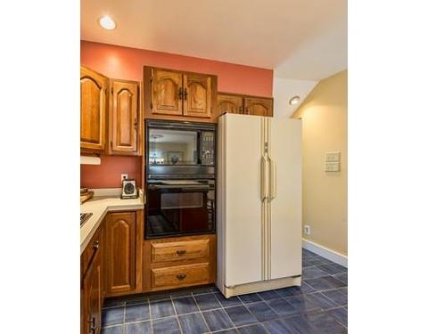 23 Oak St, Marblehead, MA 01945 photo 19