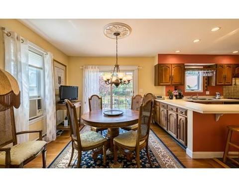 23 Oak St, Marblehead, MA 01945 photo 14
