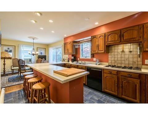 23 Oak St, Marblehead, MA 01945 photo 18