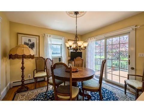 23 Oak St, Marblehead, MA 01945 photo 16
