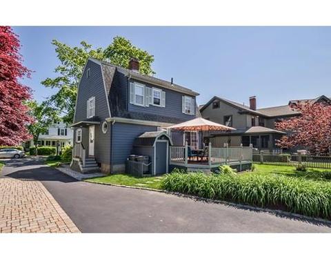 23 Oak St, Marblehead, MA 01945 photo 3