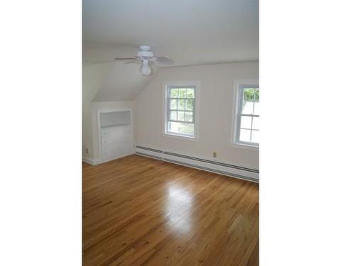 11 Olympia St, Easthampton, MA 01027 photo 17