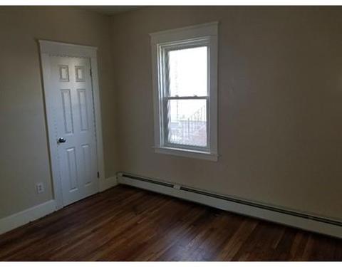37 Eddy St, Fall River, MA 02723 photo 3