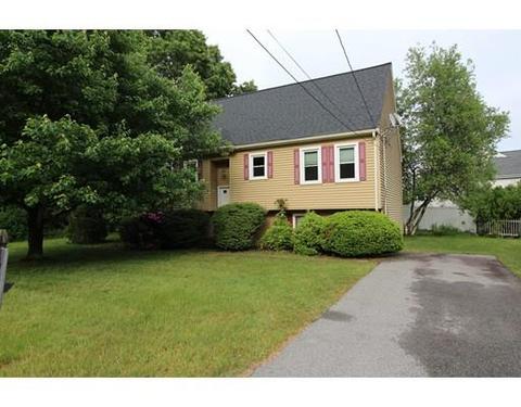 38 Gregory Dr, Attleboro, MA 02703 photo 2