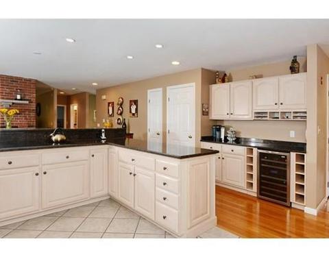 2 Morgan Dr, Danvers, MA 01923 photo 13