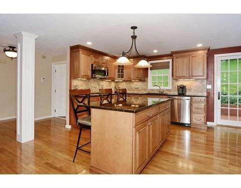 13 Overlook Dr, Danvers, MA 01923 photo 6