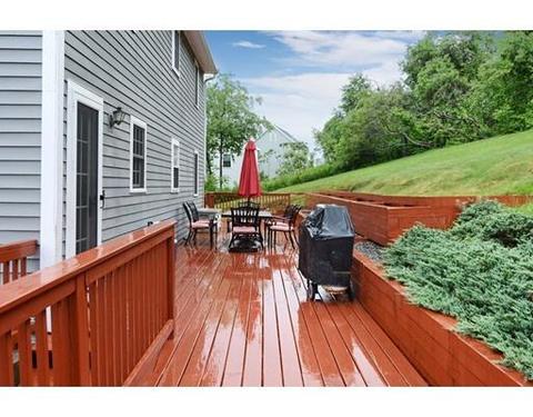 13 Overlook Dr, Danvers, MA 01923 photo 4