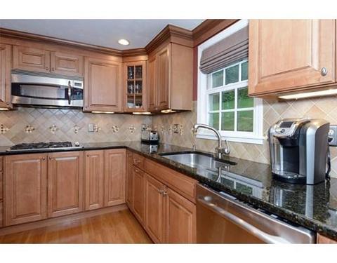 13 Overlook Dr, Danvers, MA 01923 photo 8