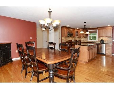 13 Overlook Dr, Danvers, MA 01923 photo 10