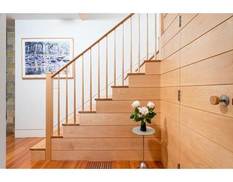 45 Everett St, Newton, MA 02459 photo 2