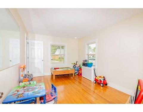 65 Harkness Ave, Springfield, MA 01118 photo 12